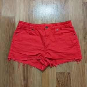 3/25 Raw Edge High Waisted Short Shorts